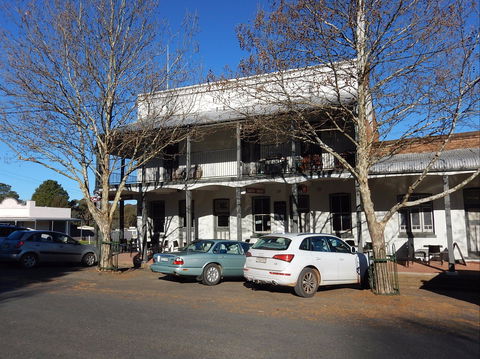 Bowning Hotel Dining - Accommodation Adelaide 1