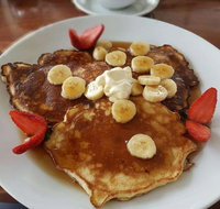 Charlotte's Table - Accommodation Adelaide