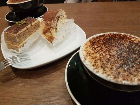 Asal Sweet - Accommodation Adelaide 0