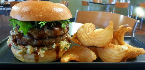 The Belmore Hotel Bistro - Accommodation Adelaide 0