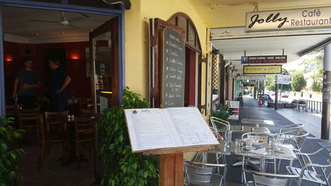 Jolly - Accommodation Adelaide 0