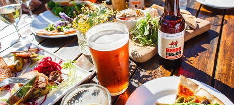 Mt Henry Tavern - Accommodation Adelaide 1