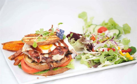 Ken's Humble Pie Shop - Accommodation Adelaide 6