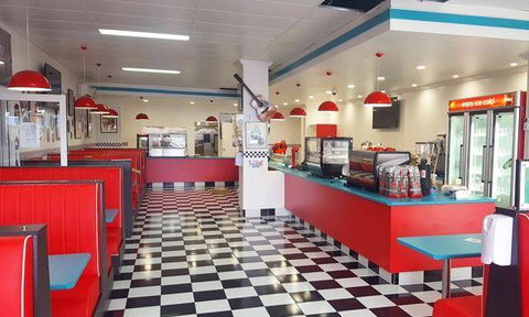 RJ's Rock N Roll Diner - Accommodation Adelaide 8