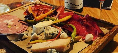 Paddock & Vine - Accommodation Adelaide 3