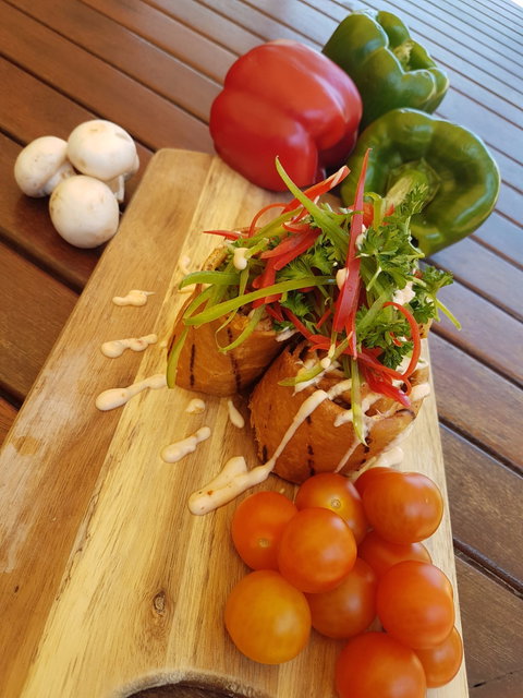 Poolside Restaurant - Accommodation Adelaide 5