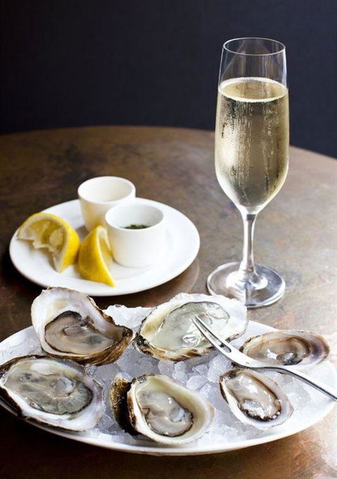 RST Seafood Restaurant - Accommodation Adelaide 3