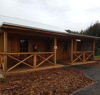 Thistle Hut - Accommodation Adelaide