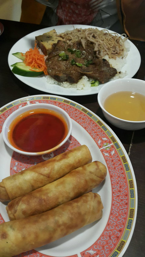 Quan Thanh - Accommodation Adelaide 5