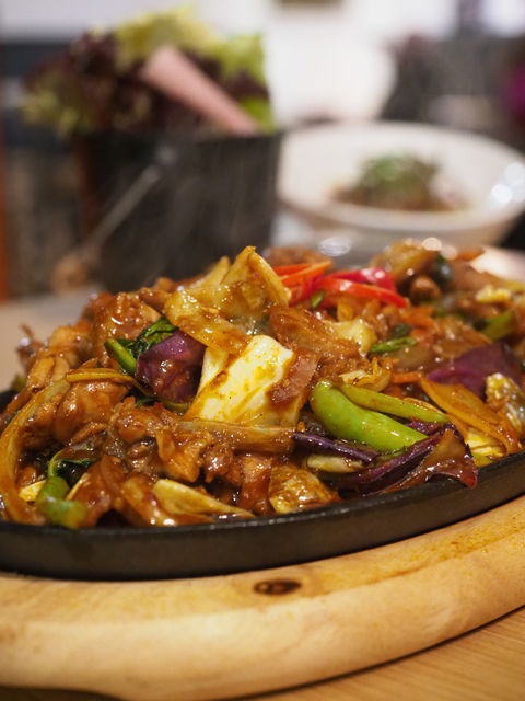 Twisted Chopsticks - Accommodation Adelaide 6