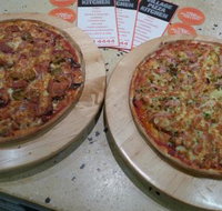Village Pizza Kitchen - Accommodation Adelaide