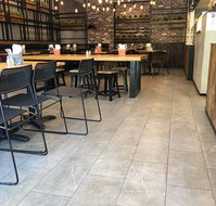 Schnitz - Accommodation Adelaide