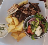 Yanni's Taverna - Accommodation Adelaide