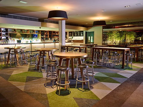 Precinct Hotel - Accommodation Adelaide 0