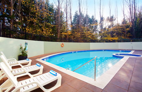 Crowne Plaza Canberra - Accommodation Adelaide 7