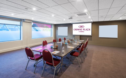 Crowne Plaza Canberra - Accommodation Adelaide 8
