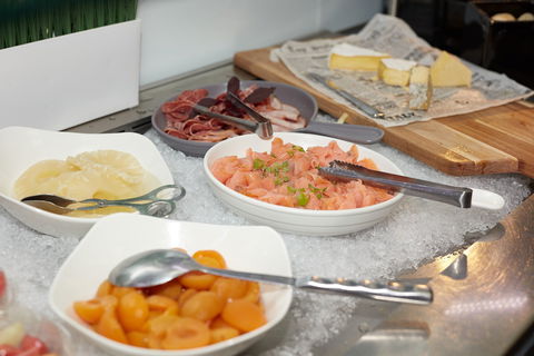 Crowne Plaza Canberra - Accommodation Adelaide 12