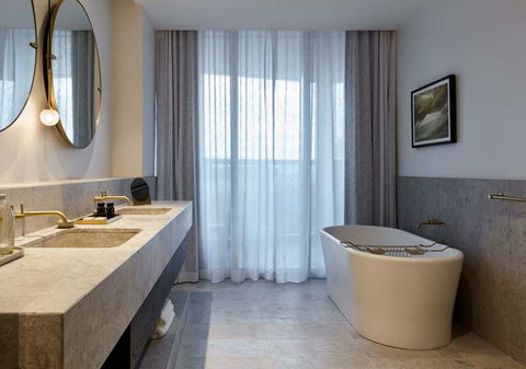 Eos By SkyCity - Accommodation Adelaide 3