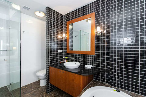 Majestic Roof Garden Hotel - Accommodation Adelaide 3