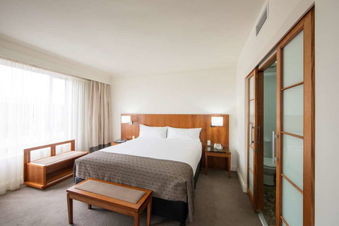 Majestic Roof Garden Hotel - Accommodation Adelaide 6