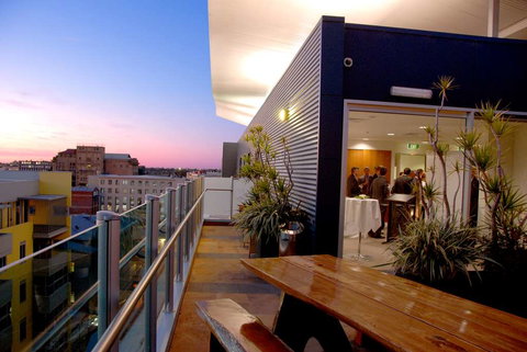 Majestic Roof Garden Hotel - Accommodation Adelaide 12