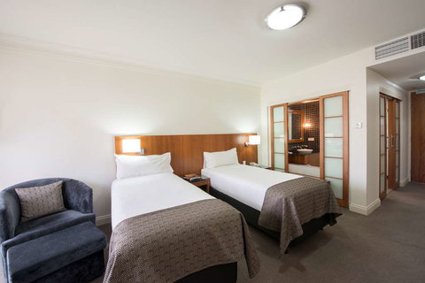 Majestic Roof Garden Hotel - Accommodation Adelaide 17