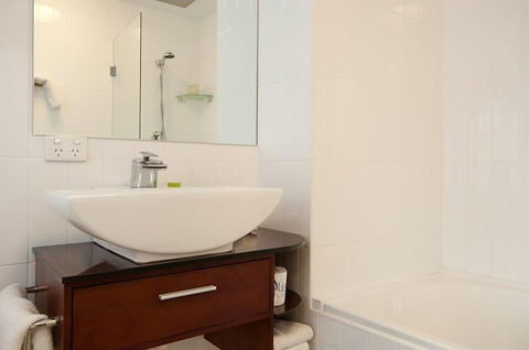 Adabco Boutique Hotel - Accommodation Adelaide 6