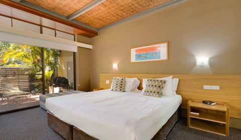 Nautilus Beachfront Villas & Spa - Accommodation Adelaide 1