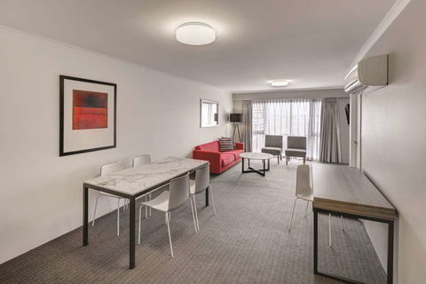Adina Serviced Apartments James Court - Accommodation Adelaide 5