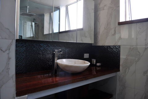 Goldsborough Place - Accommodation Adelaide 9