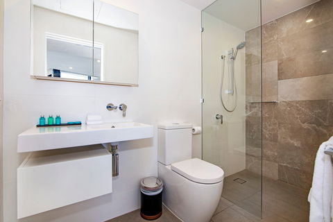 Arise Ruby Gold Coast - Accommodation Adelaide 4