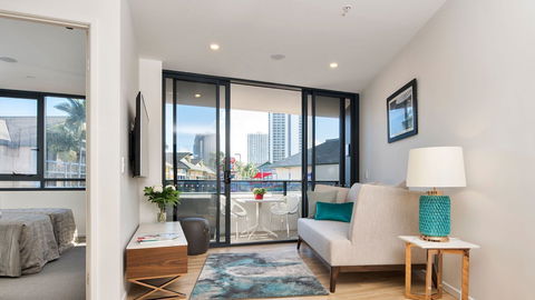 Arise Ruby Gold Coast - Accommodation Adelaide 5