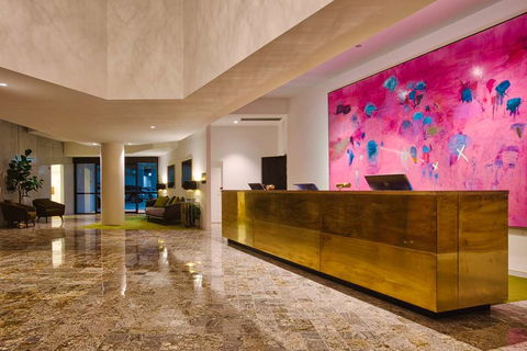 Eatons Hill Hotel - Accommodation Adelaide 1