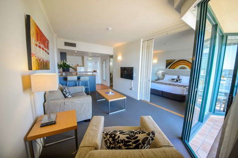 Central Cosmo Apartments - Accommodation Adelaide 4