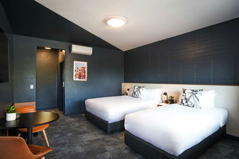 HotelMOTEL - Accommodation Adelaide 7