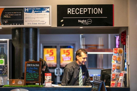 Nightcap at Hendon Hotel - Accommodation Adelaide 1