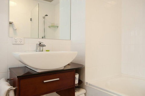 Adabco Boutique Hotel - Accommodation Adelaide 6