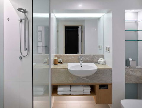 RACV Royal Pines Resort - Accommodation Adelaide 2