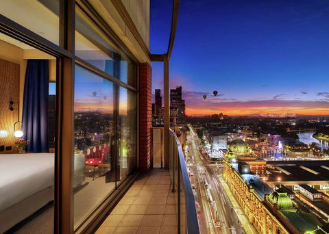 DoubleTree By Hilton, Flinders Street - Accommodation Adelaide 3