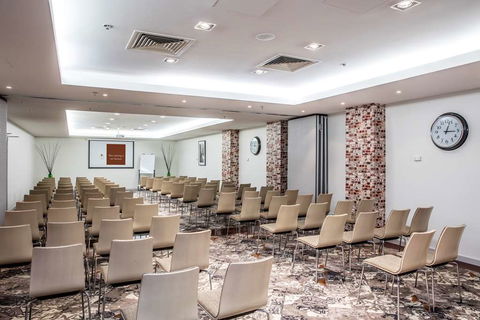 DoubleTree By Hilton, Flinders Street - Accommodation Adelaide 10