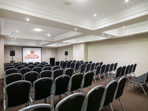 Hotel Grand Chancellor - Accommodation Adelaide 13