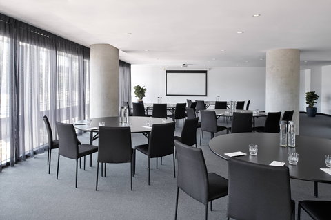 Midnight Hotel, Autograph Collection - Accommodation Adelaide 9