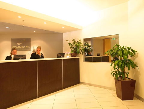 Oaks On Lonsdale - Accommodation Adelaide 1