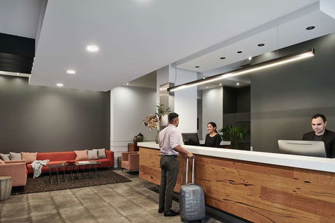 Punthill Little Bourke - Accommodation Adelaide 1