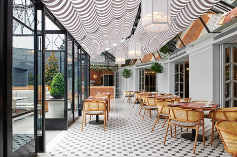 Royce Hotel - Accommodation Adelaide 12