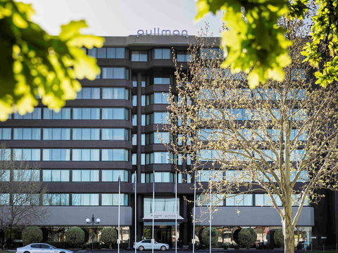 Pullman Melbourne Albert Park - Accommodation Adelaide 0