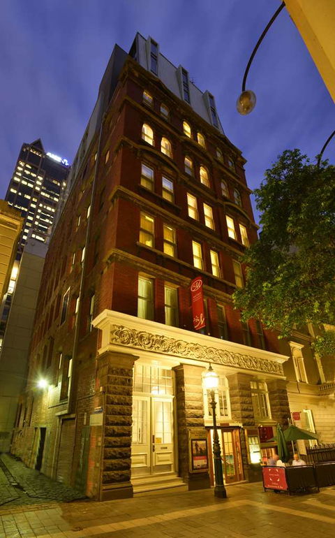 Metro Apartments On Bank Place - Accommodation Adelaide 3
