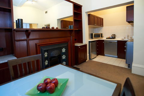 Gordon House Apartments - Accommodation Adelaide 2