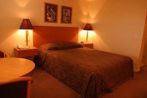 Kingsford Smith Motel - Accommodation Adelaide 3