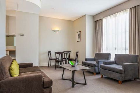 Mantra On Jolimont - Accommodation Adelaide 4